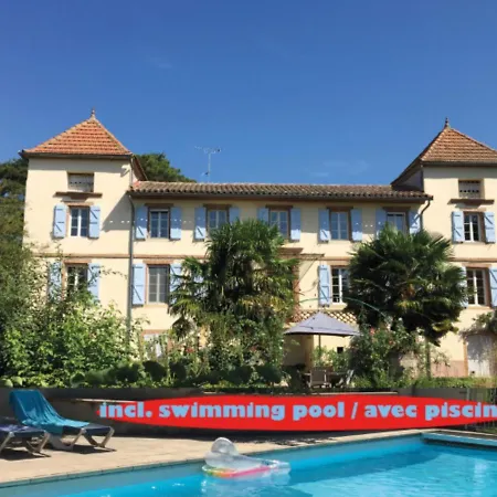 Domaine De Ménerque - Petit Château Avec Piscine *