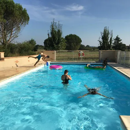 Domaine De Ménerque - Petit Château Avec Piscine *